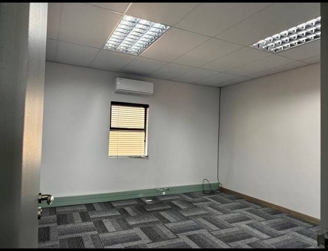 BUSINESS PROPERTY TO RENT IN BENDOR